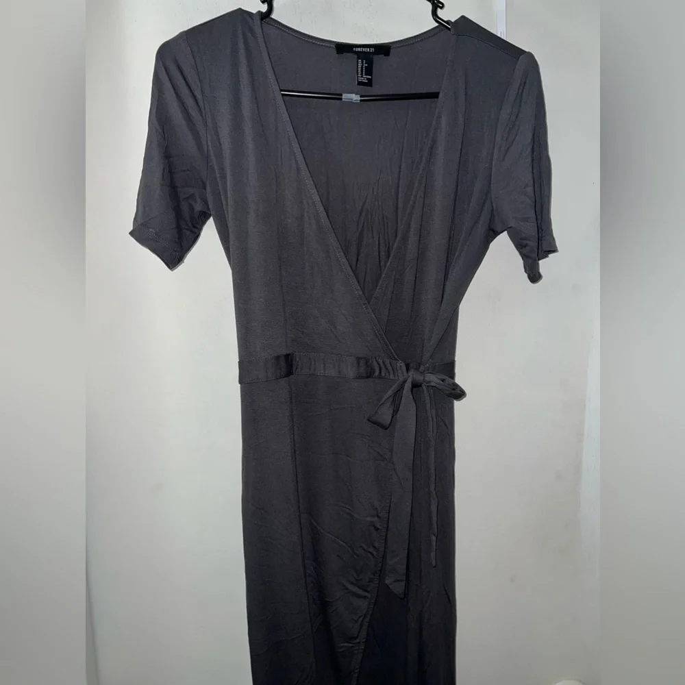 Forever 21 Side Tie Side Split Maxi Dress - Picture 3 of 4